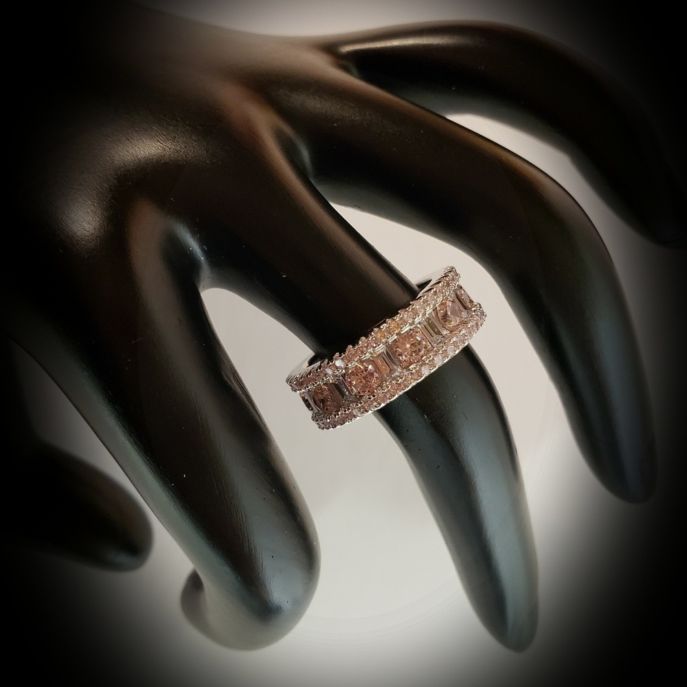 ABSOLUTE CUBIC ZIRCONIA RING - Picture 2 of 6